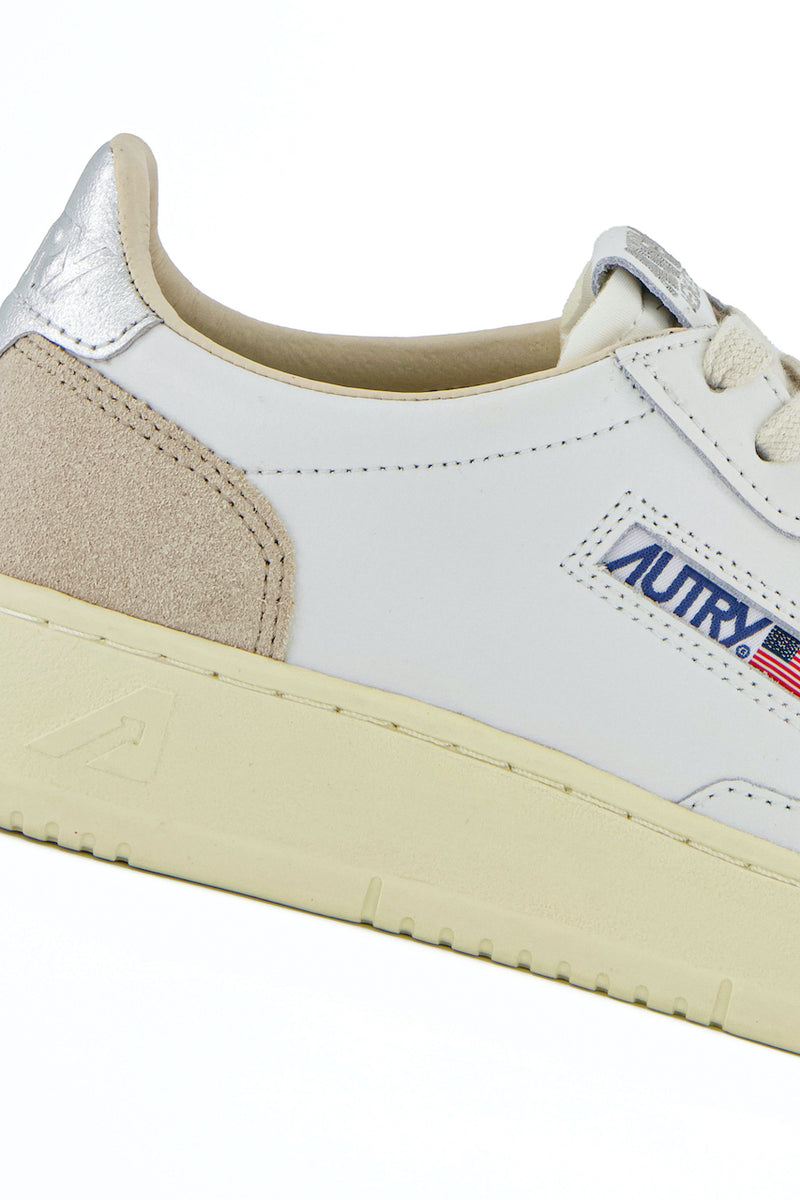 Autry Medalist Sneaker suede white silver