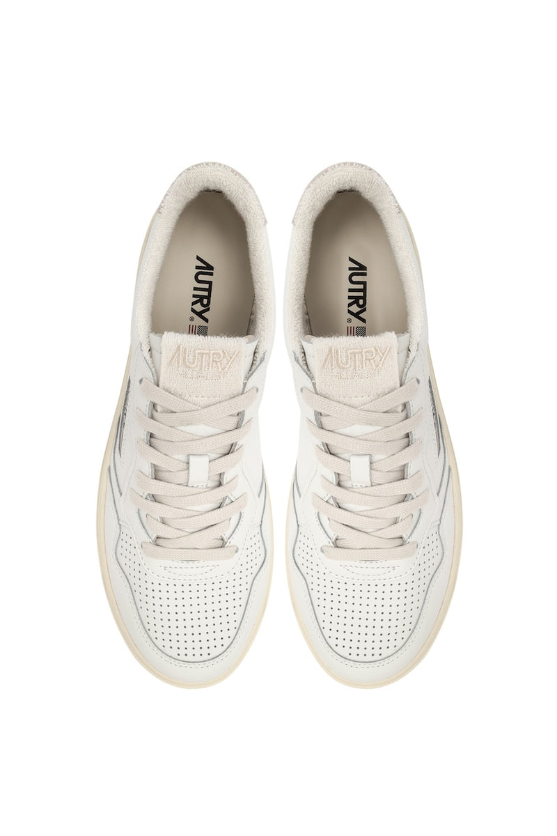 Autry Medalist Sneaker white ivory