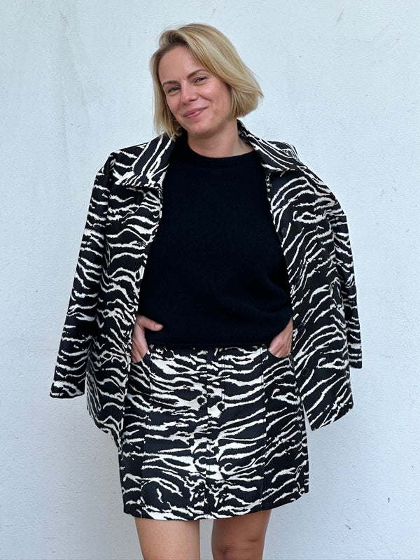 Bessie Jacket black whisper zebra