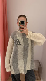 Charvi Sweater grey