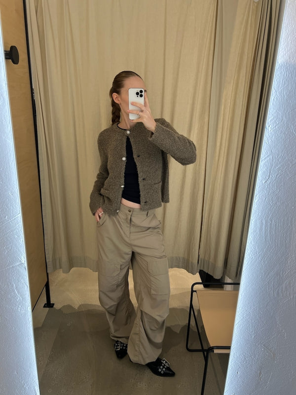 Datro Pants creamy grey