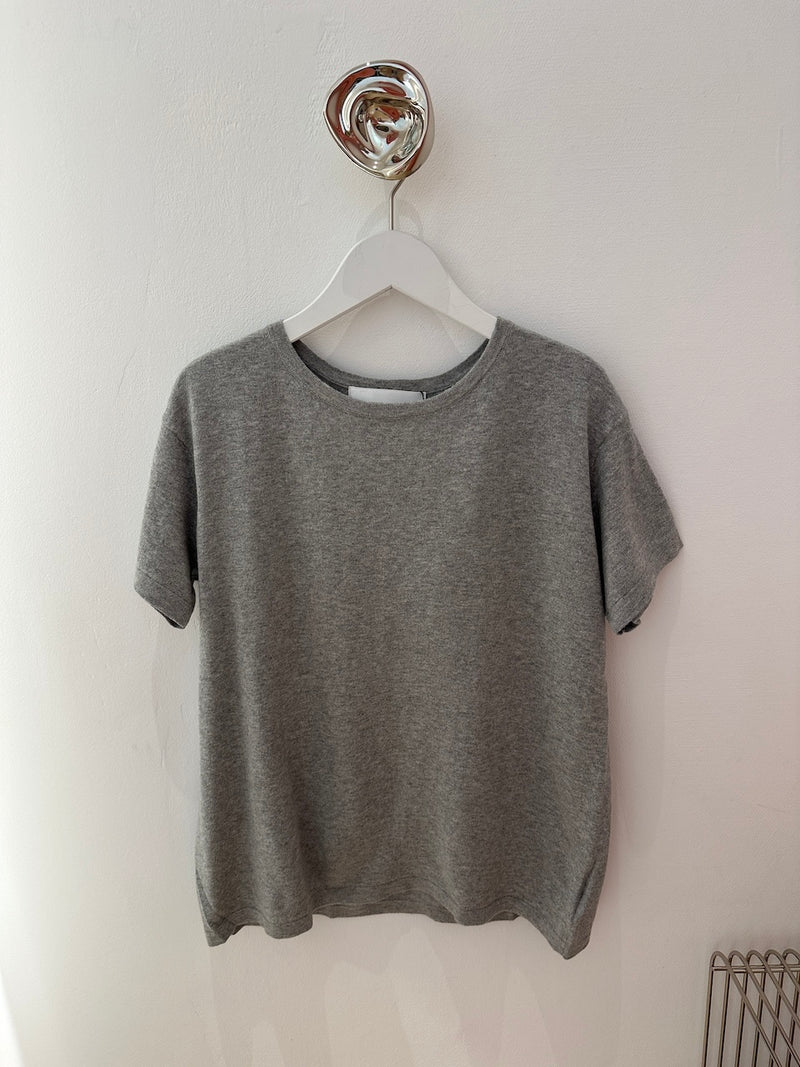 Knit T-Shirt grey