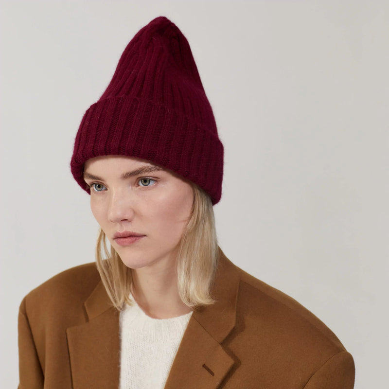 Le Grand Bonnet Beanie wine