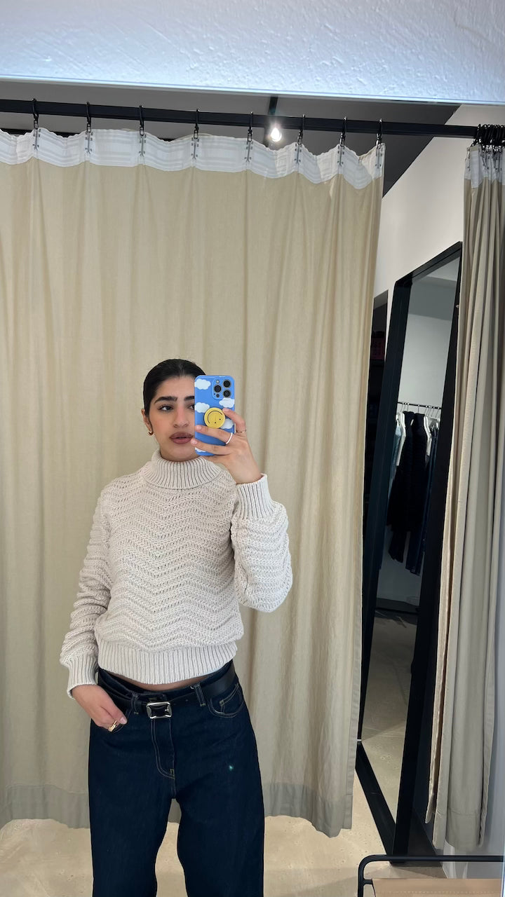 Hailey Turtleneck off-white